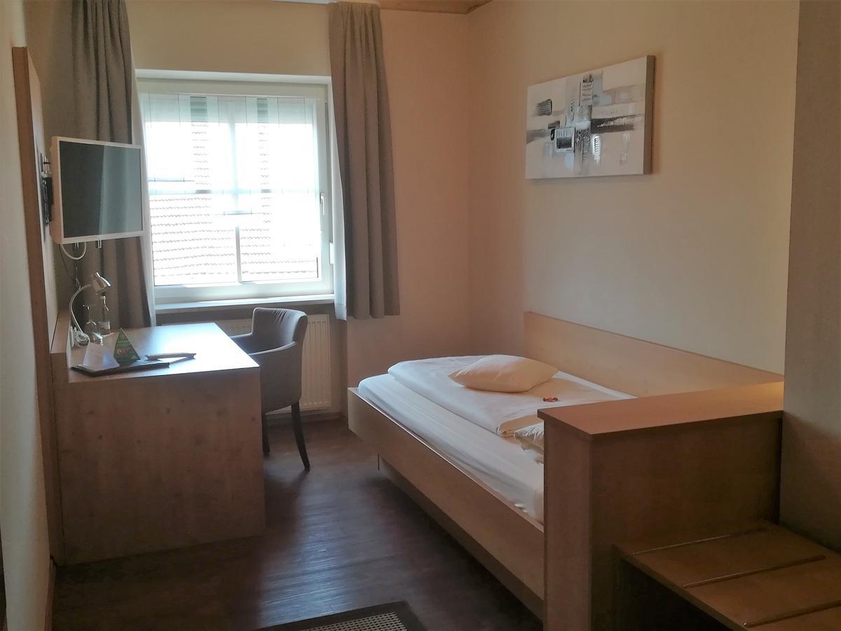 Oberstimm Hotel Landgasthof Euringer מראה חיצוני תמונה